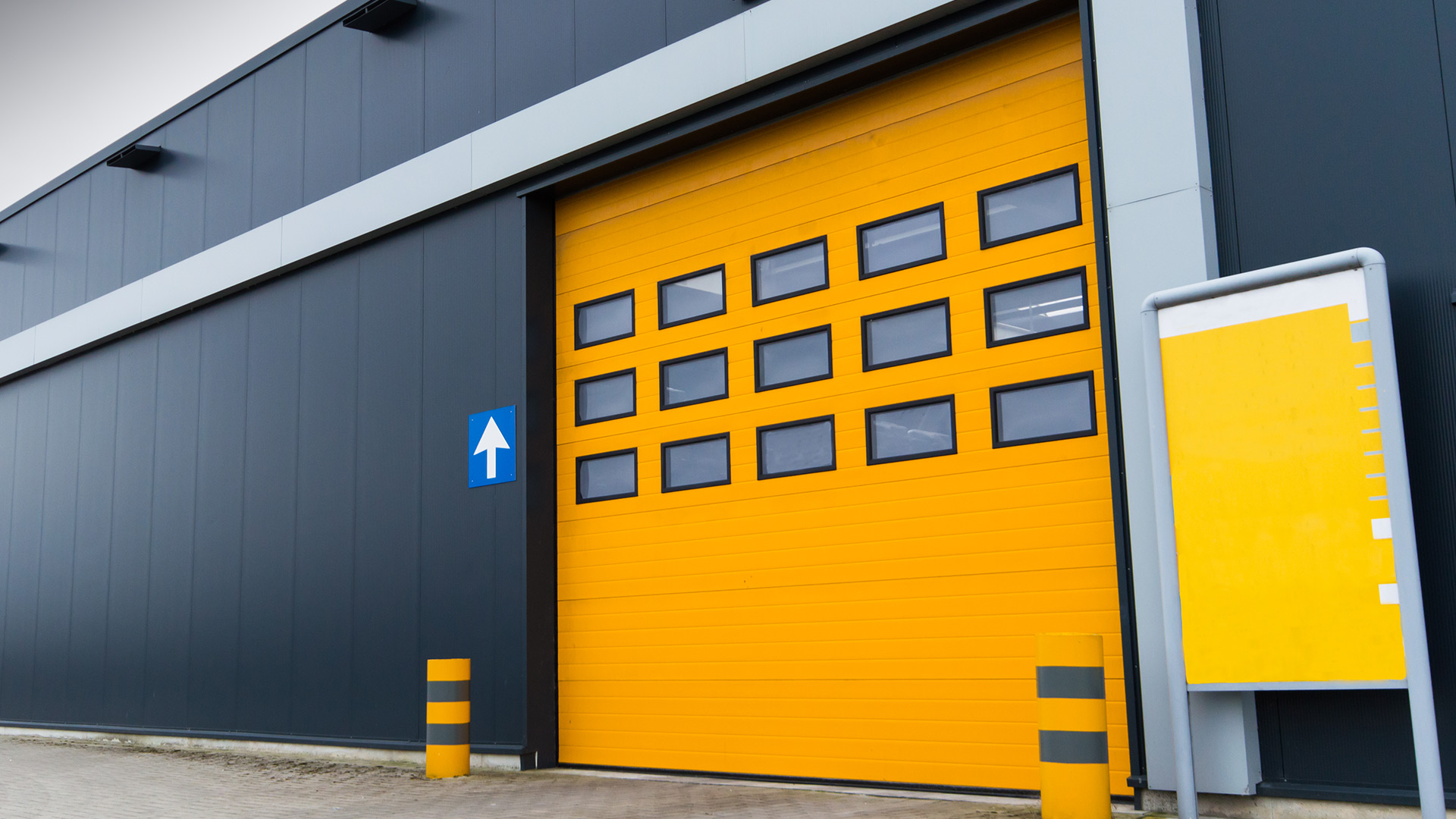 Commercial Garage Door Banner