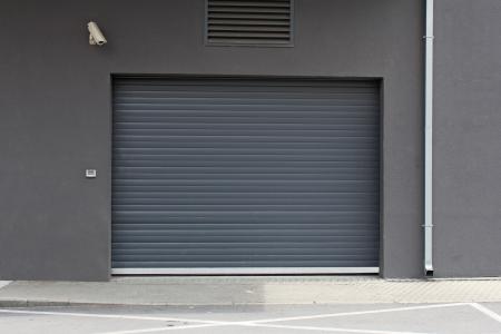 Emergency commercial garage door service